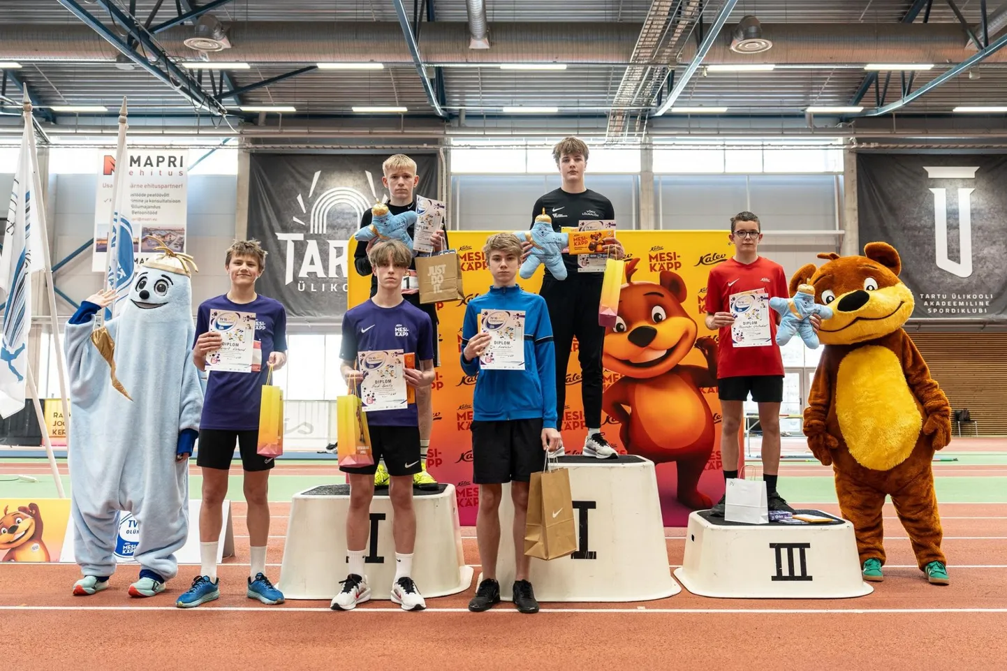 Kristofer Nool tõusis pjedestaali kõrgeimale astmele. Teine oli Patrick Tomasson ja kolmas Alexander Glubakov. Ees seisavad Kenert Kleband (vasakult), Fred Ernits ja Ilja Koshelev.