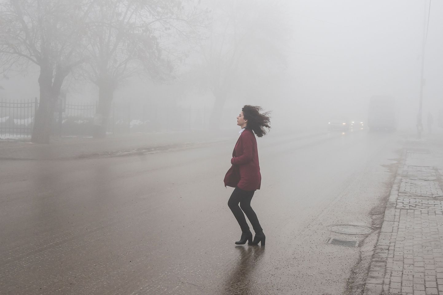 Talv on Pristina lähistel karm olnud, tihe õhusaaste häirib inimeste elu tuntavalt