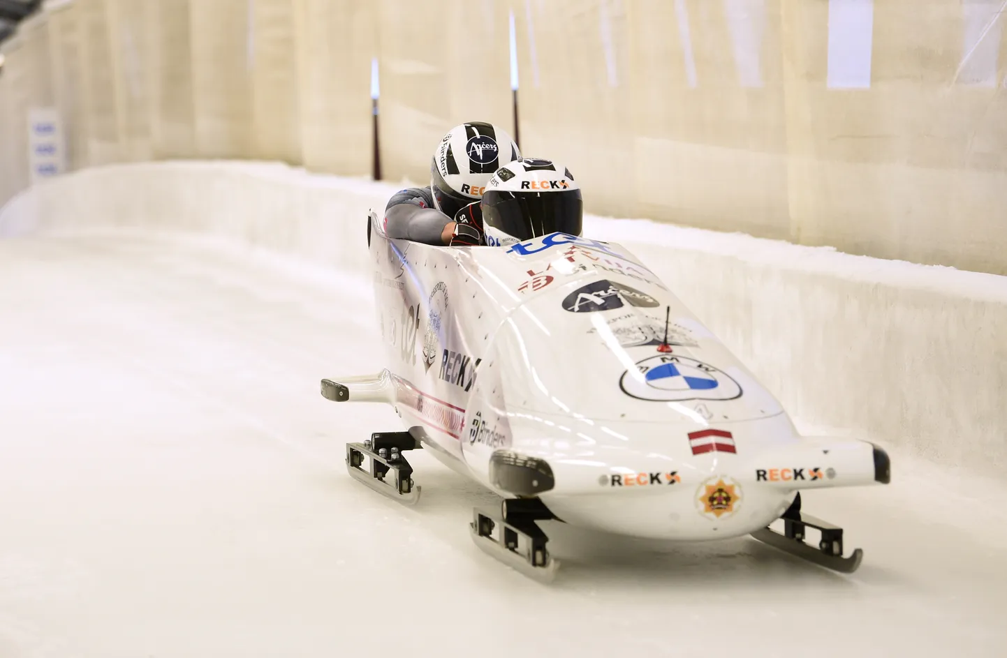 Bobslejisti Oskars Ķibermanis un Matīss Miknis BMW IBSF Pasaules kausa izcīņā bobslejā vīriešiem Siguldas bobsleja un kamaniņu trasē.