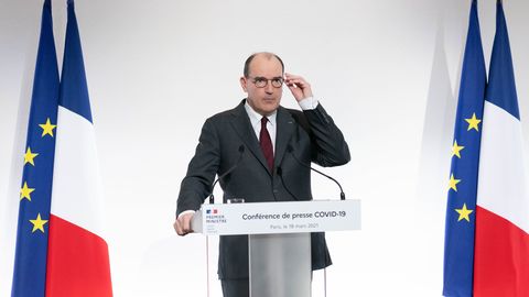 Prantsuse peaminister mõistis erukindralite kaosehoiatuse hukka
