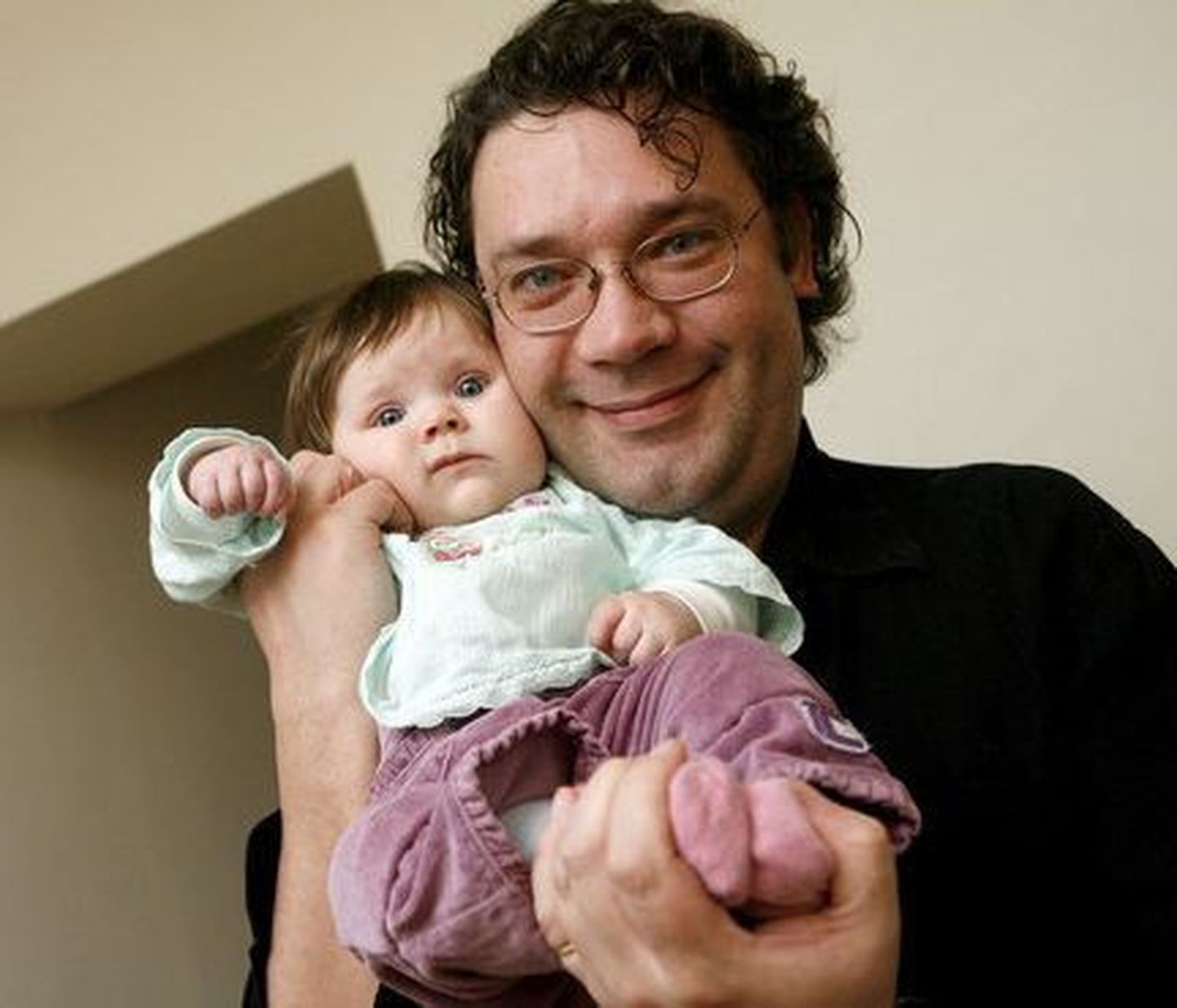 Dan Põldroos koos tütrega