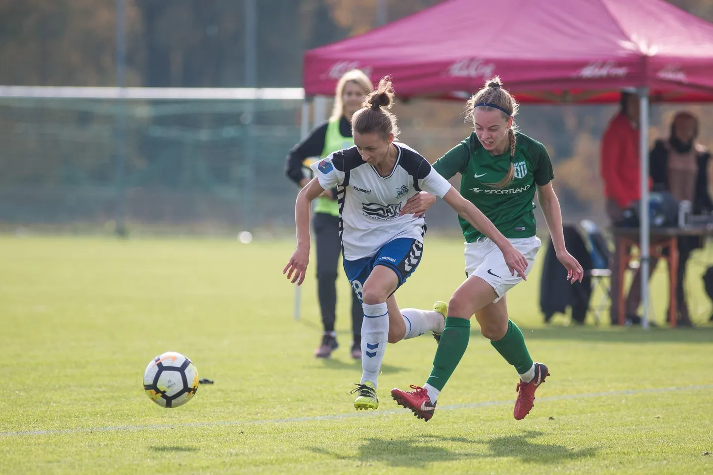 Pärnu jalgpalliklubi naiskonna ja FC Flora kohtumised on alati väga tasavägised ja pingelised.