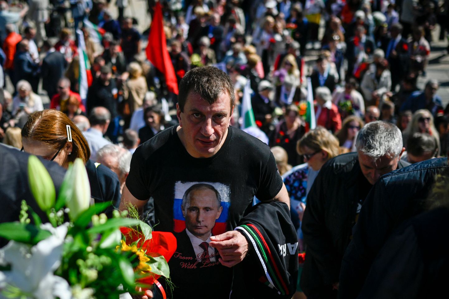 «Русские - наши братья-славяне» - распространенный лозунг в Болгарии, но война на Украине подвергает испытанию широко распространенные русофильские настроения.