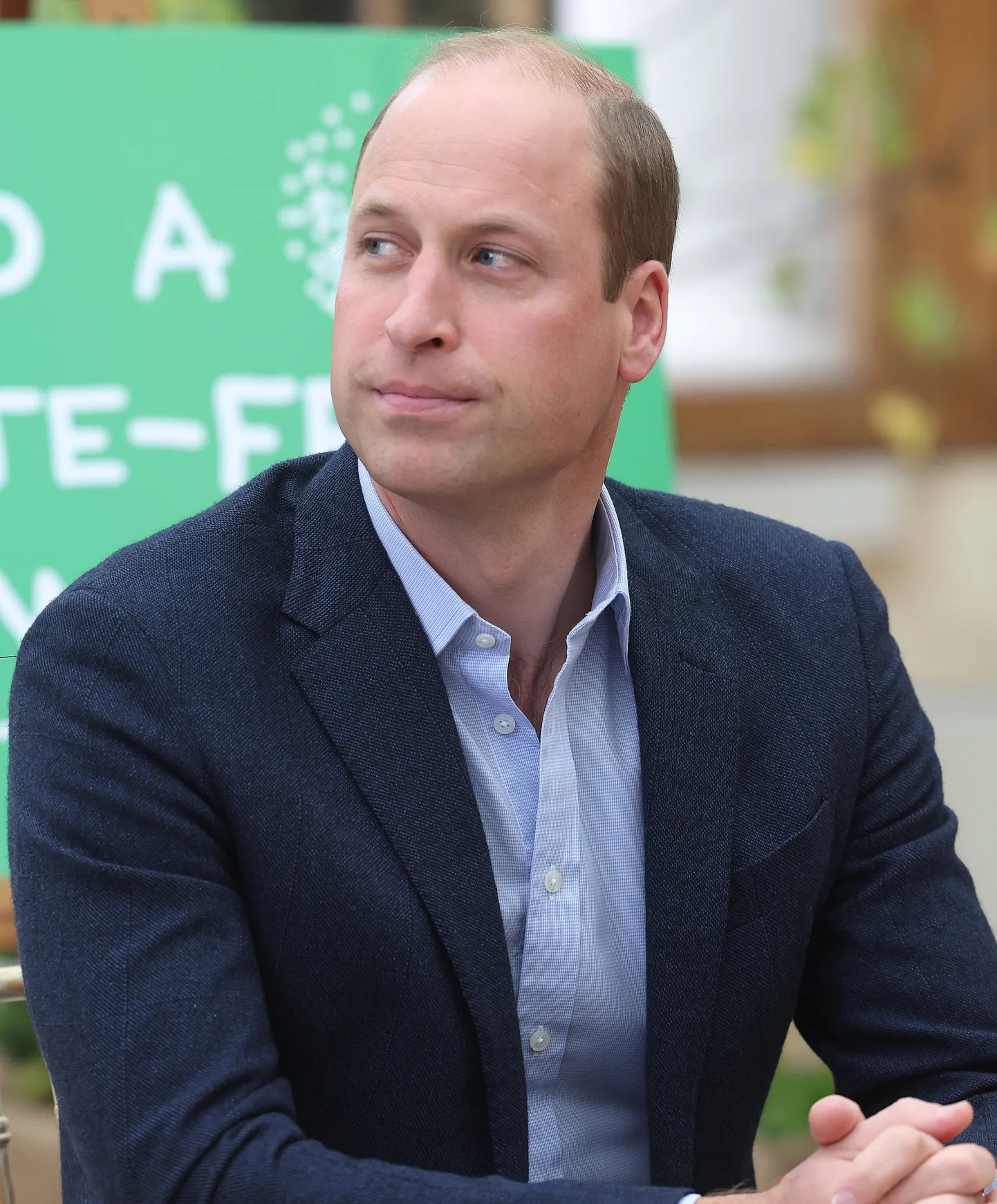Prints William.