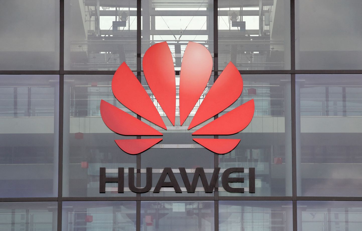 Huawei ühineb suurte keelemudelite võidujooksuga ja toob sel suvel välja oma ChatGPT laadse teenuse.
