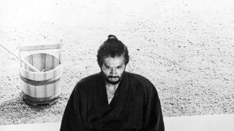 Suri Jaapani kinolegend, samuraifilmide keskne kuju