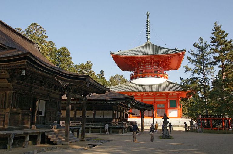 Osa Japani Koya mäe (Kōya-san) templikompleksist