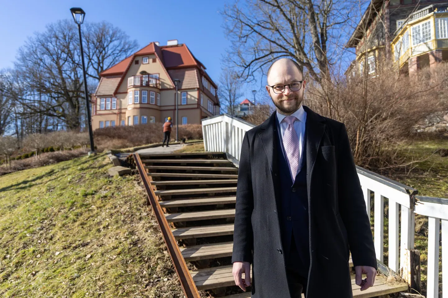 Enam kui 30 aastat tagasi ehitatud Viljandi Trepimägi on linnapea Johan-Kristjan Konovalovi sõnul küll üks linna olulisimatest sümbolitest, aga selle raudkarkass on lootusetult läbiroostetanud.