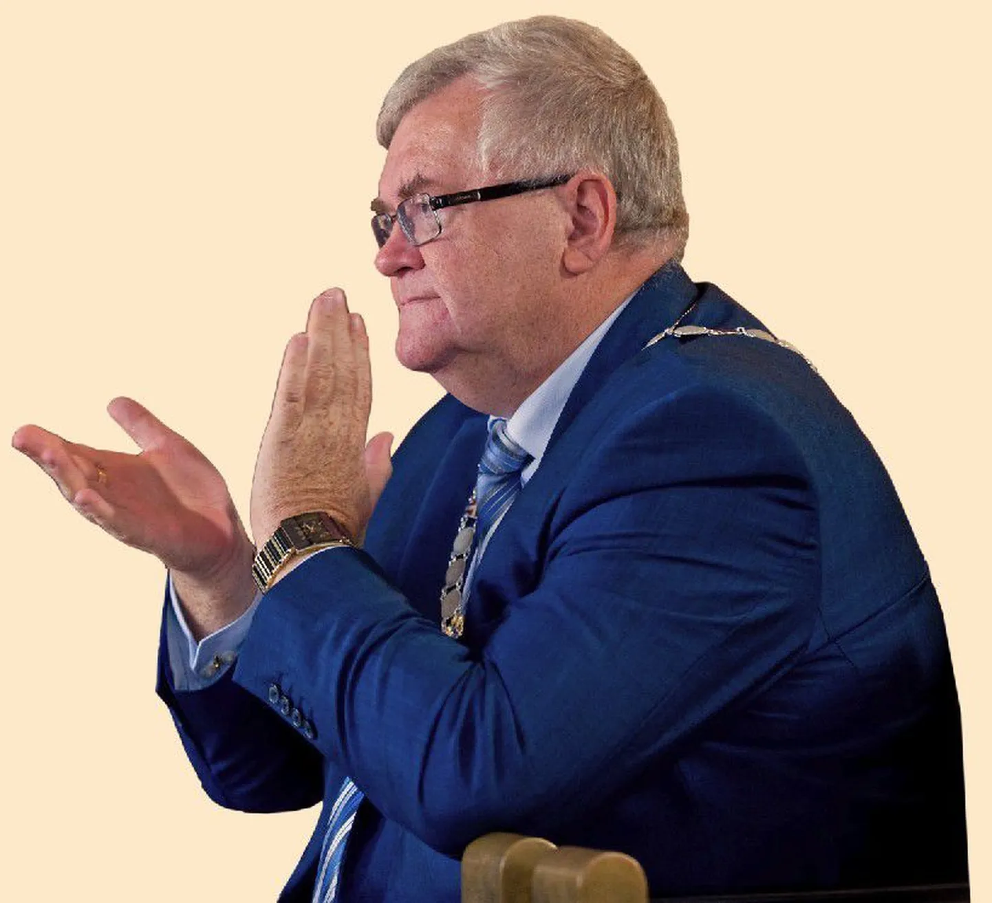 Эдгар Сависаар довольно богат, ему принадлежит имущества как минимум на восемь миллионов крон.