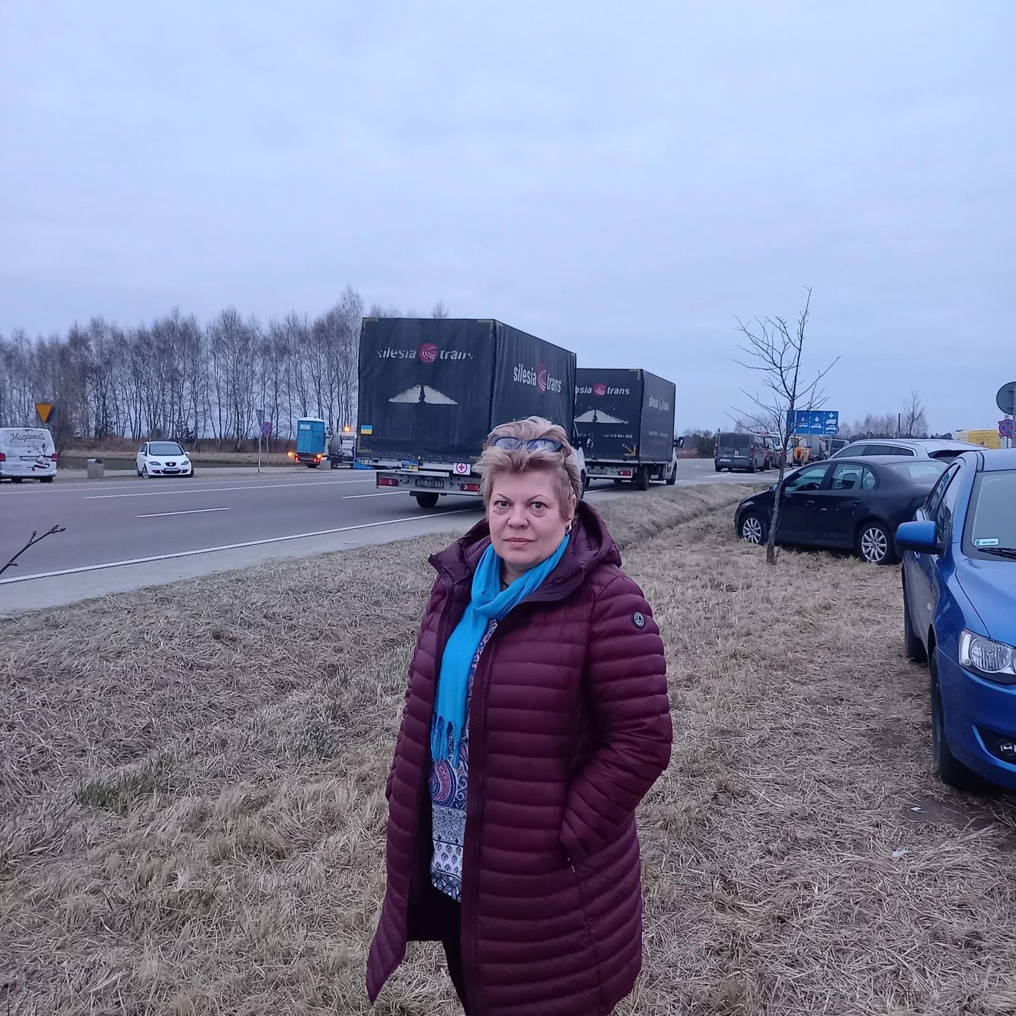 Monika Läänemägi laupäeva õhtupoolikul Poola-Ukraina piiril õde ootamas.
