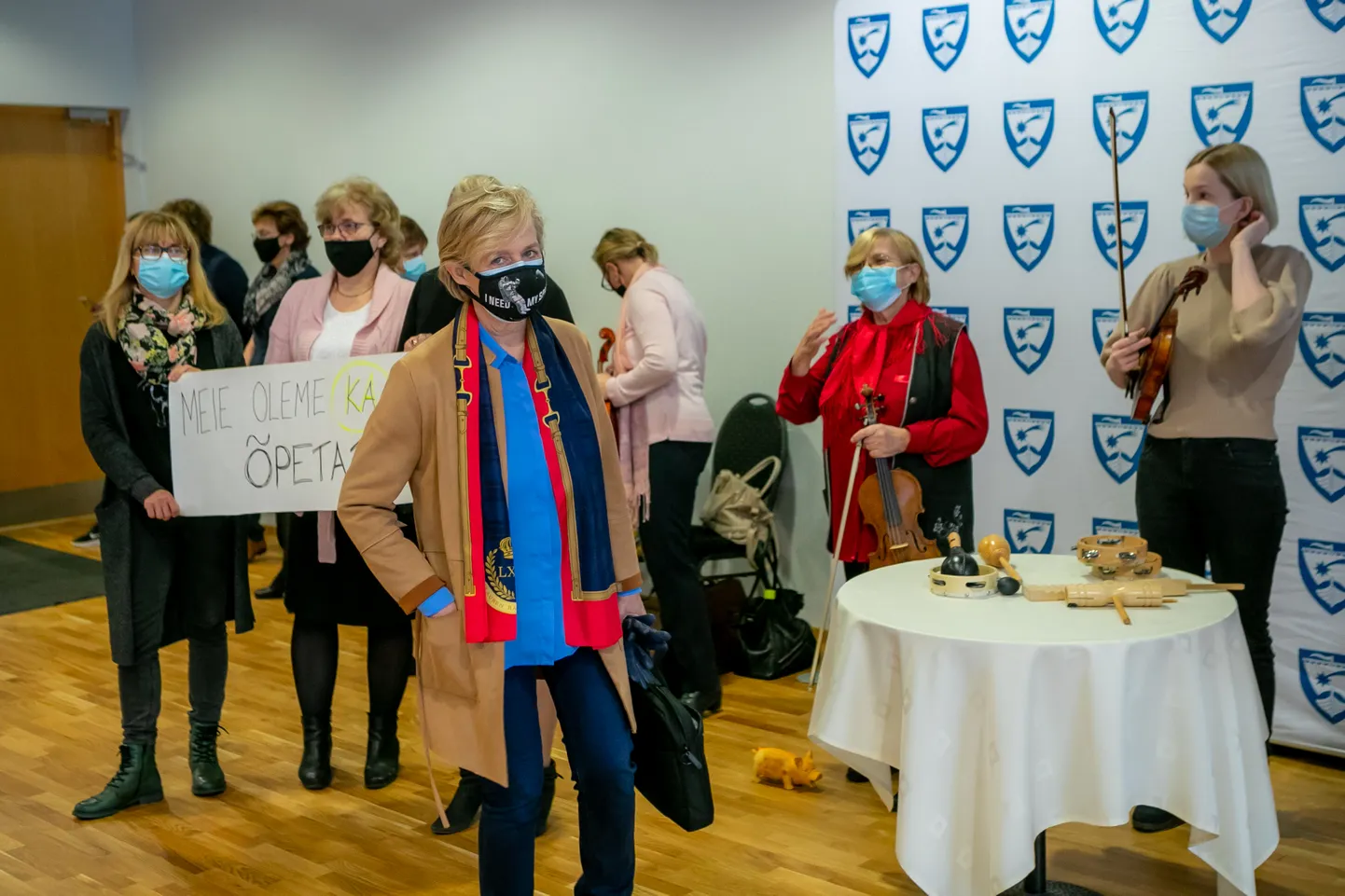 26. novembri Saaremaa valla volikogu istungile saabub volinik Urve Tiidus.