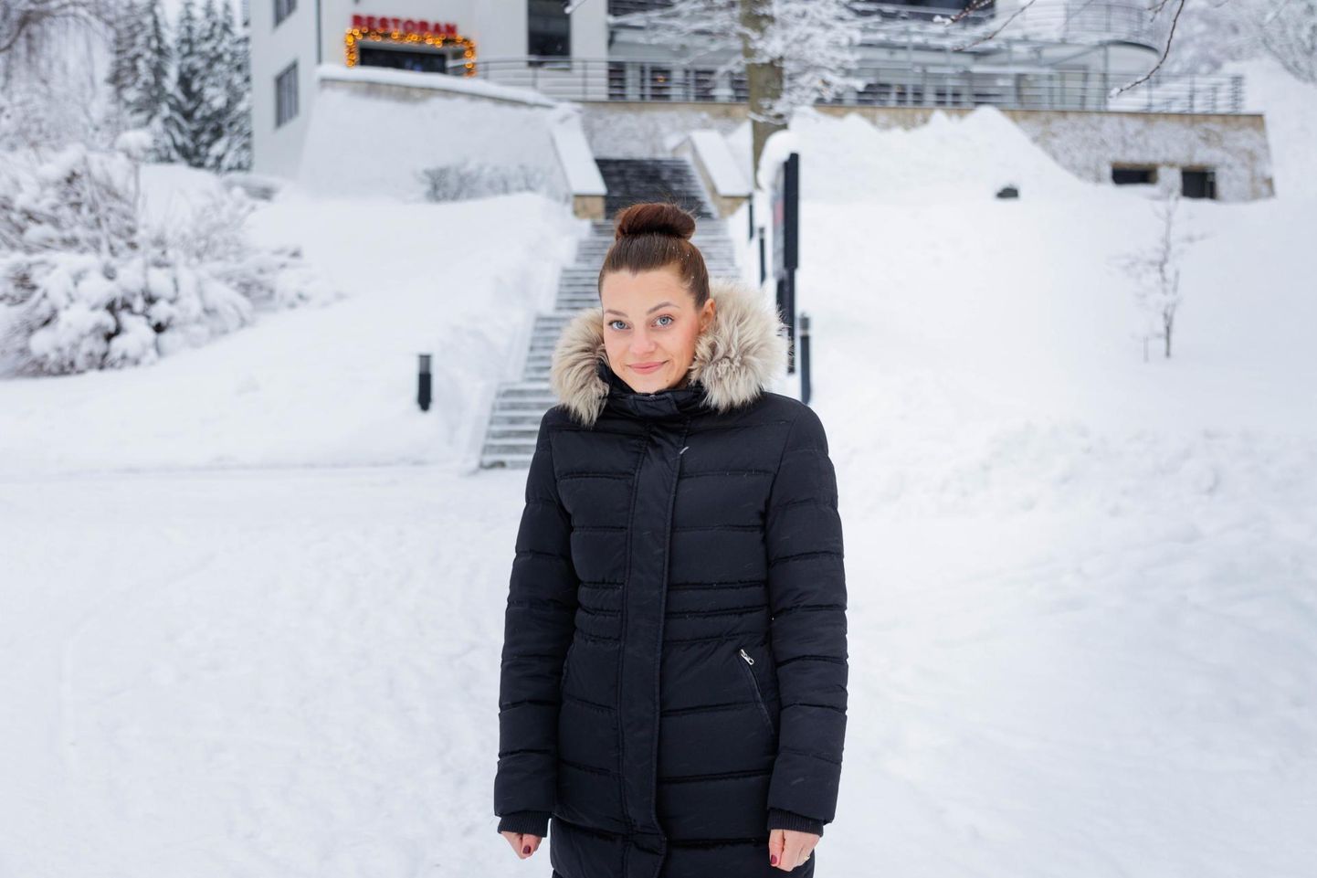 GMP Clubhoteli juhataja Maarja Salloki kinnitusel on lumerohkus toonud kliente juurde. Kohe hotelli juurest pääseb ka suusaradadele.