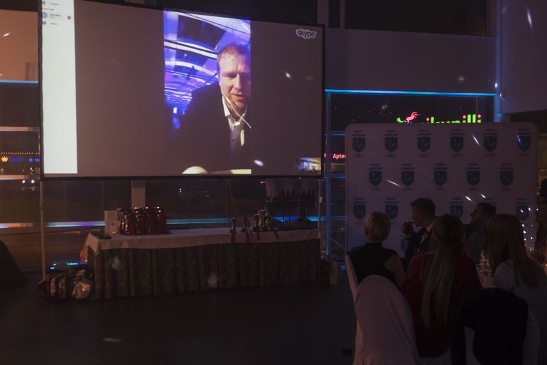 Baltic Sea Solo Race sarja LYS1 grupi võitja Ülar Mark jahiga Helin lausus oma tänusõnad Berliinist Skype vahendusel