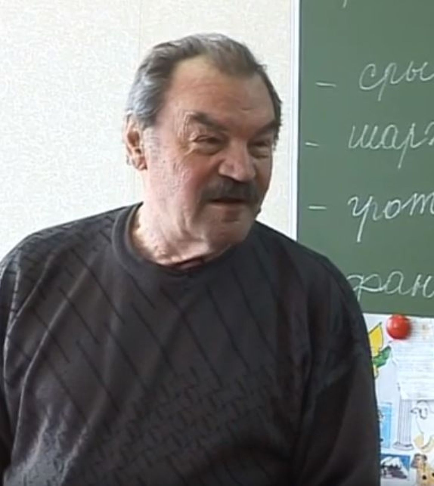 Актер Петр Зайченко