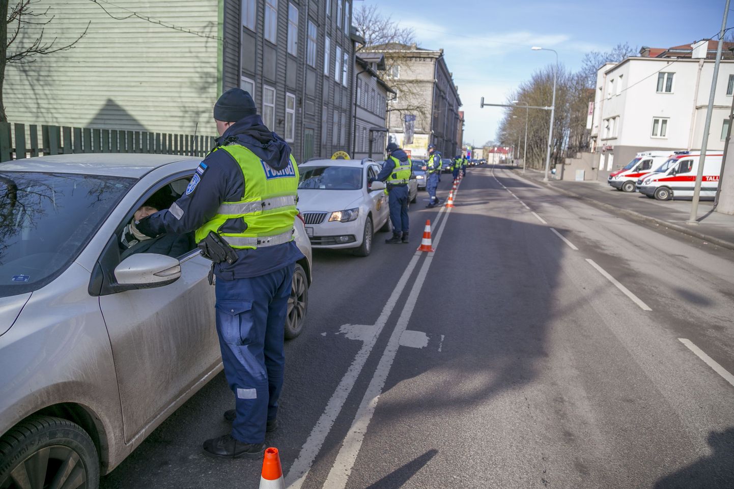 Полицейский рейд «Дуют все» в Таллинне.