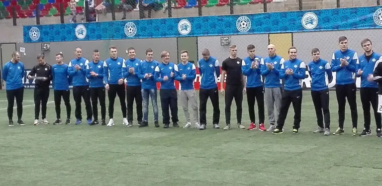 Tammeka meeskond autasustamisel.