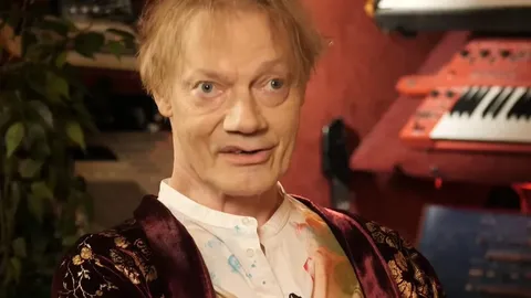 Suri Grammydega pärjatud ja Madonnaga koostööd teinud produtsent William Orbit