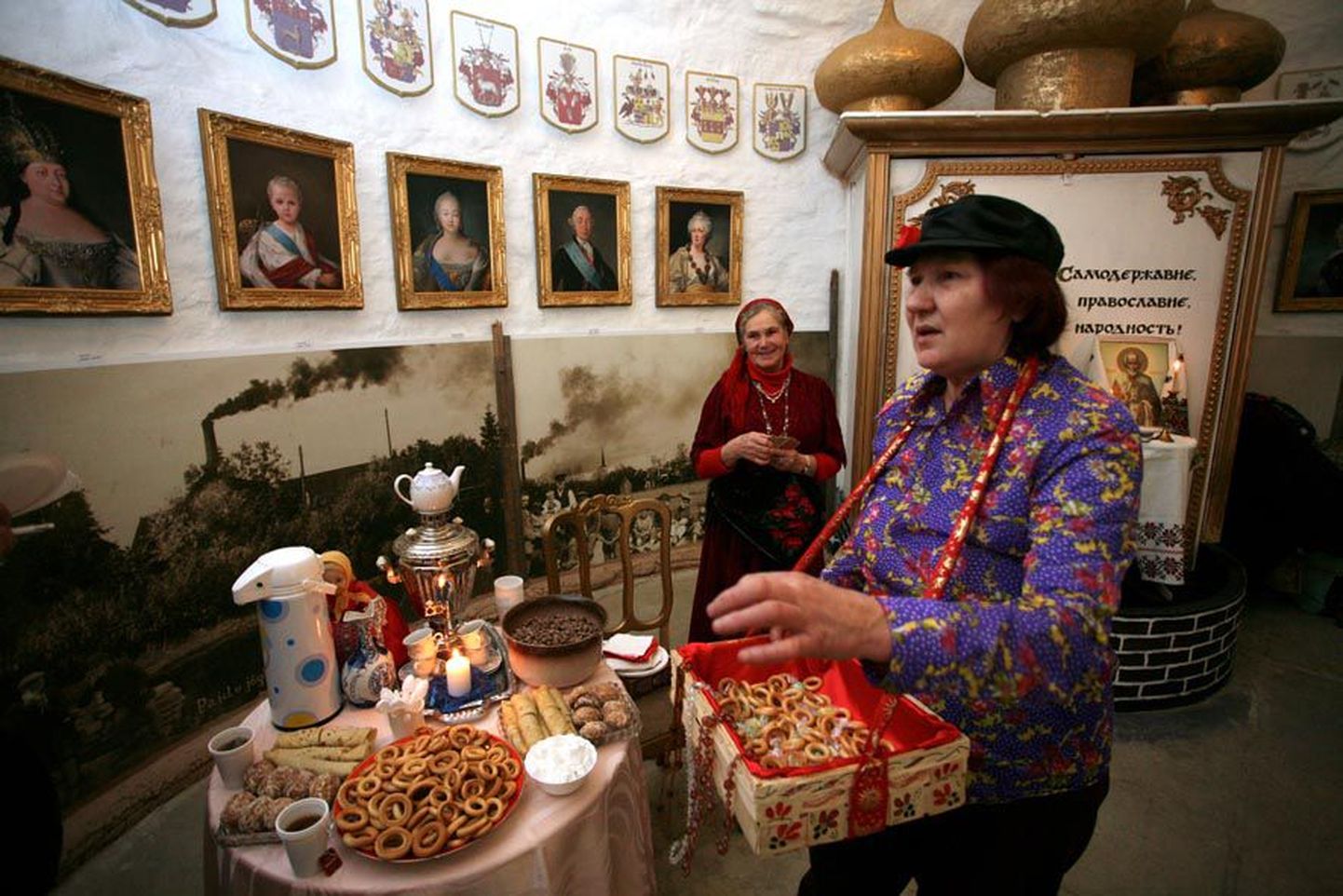 Jõulukrooni ajal sai Ajakeskuses Wittenstein igal korrusel osaleda mõnes töötoas, «tsaariajas» pakkusid slaavi kultuuriseltsi liikmed külastajaile venepäraseid suupisteid ja samovarist teed.
