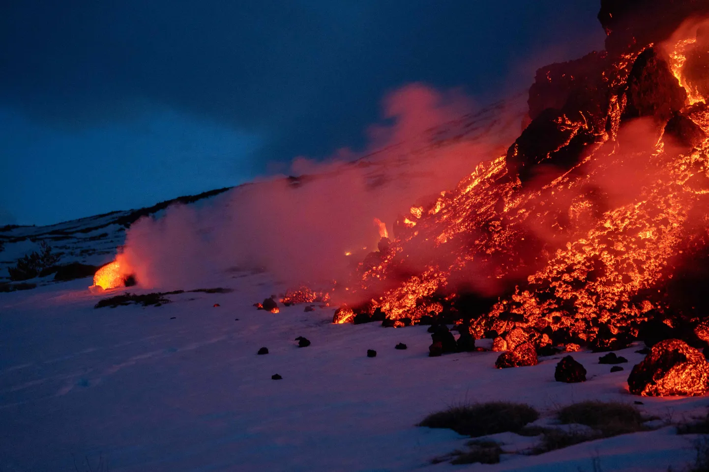 Lavavool Etna vulkaanist 14. veebruaril.