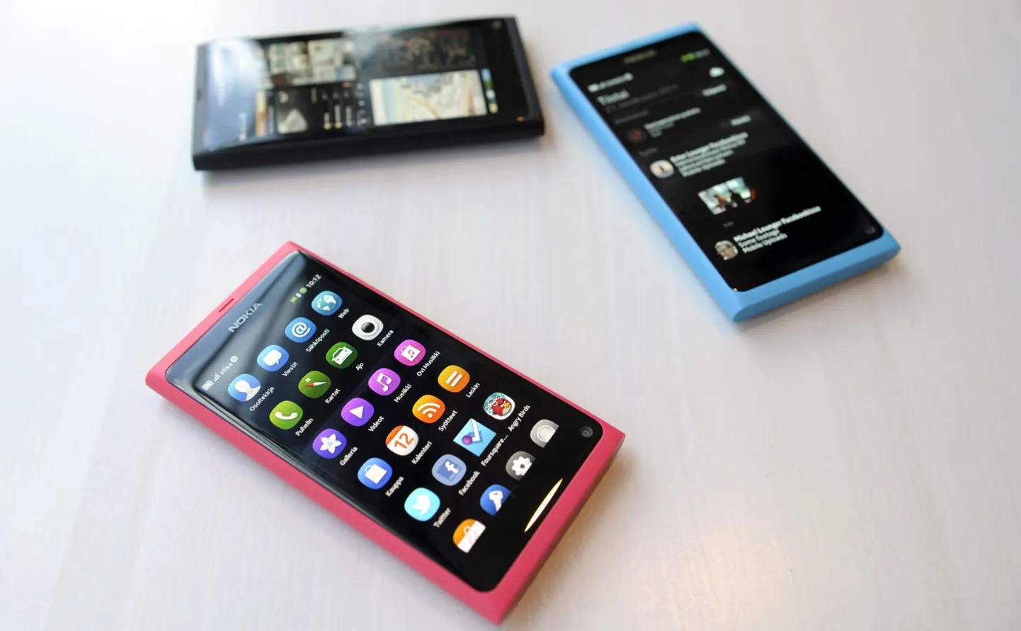 Nokia N9.