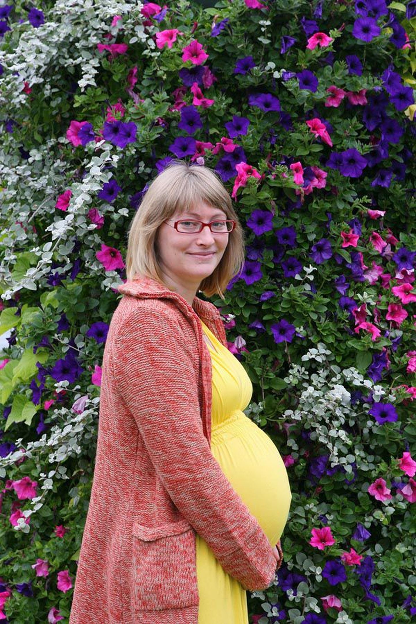 Viljandi haigla õendusjuht Triinu Rõigas läks eelmisel nädalal rasedus- ja sünnituspuhkusele. Ta ütleb, et jääb koju vähemalt poolteiseks aastaks ning otsustab siis, mis saab edasi.