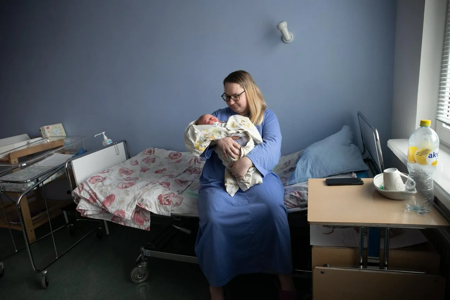 Katrin Lind on oma lapsed sünnitanud Rakvere haiglas. Ema sõnul on talle oluline, et Carl (2,5) ja 29. veebruaril sündinud pesamuna Remi (9 kuud) tulid ilmale kodulähedases haiglas.