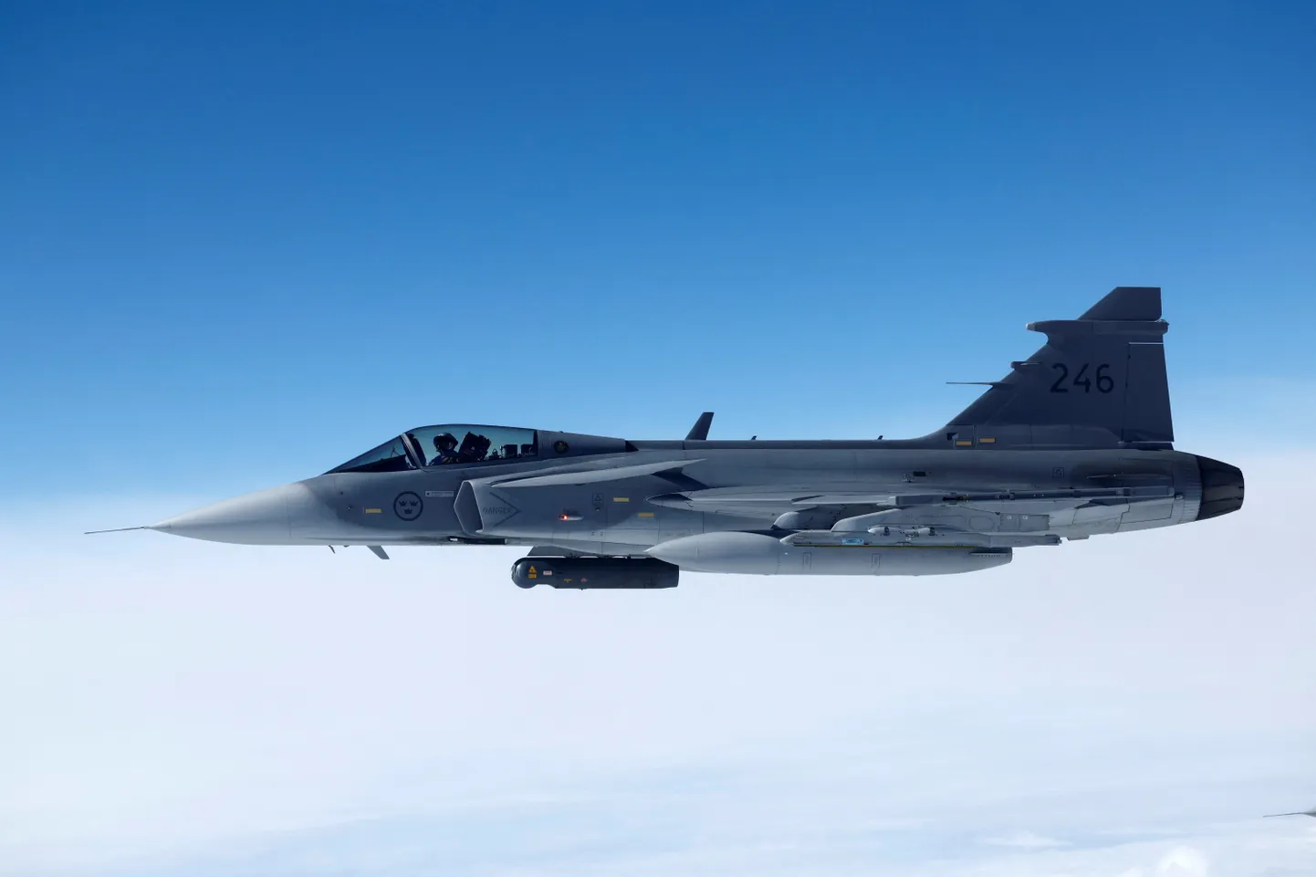 Mitmeotstarbeline hävitaja Saab JAS 39 Gripen.
