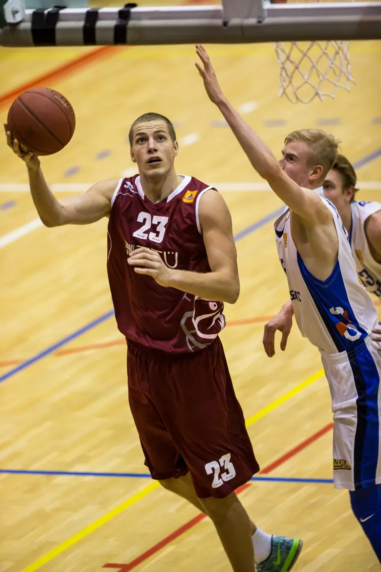 Toomas Raadik.