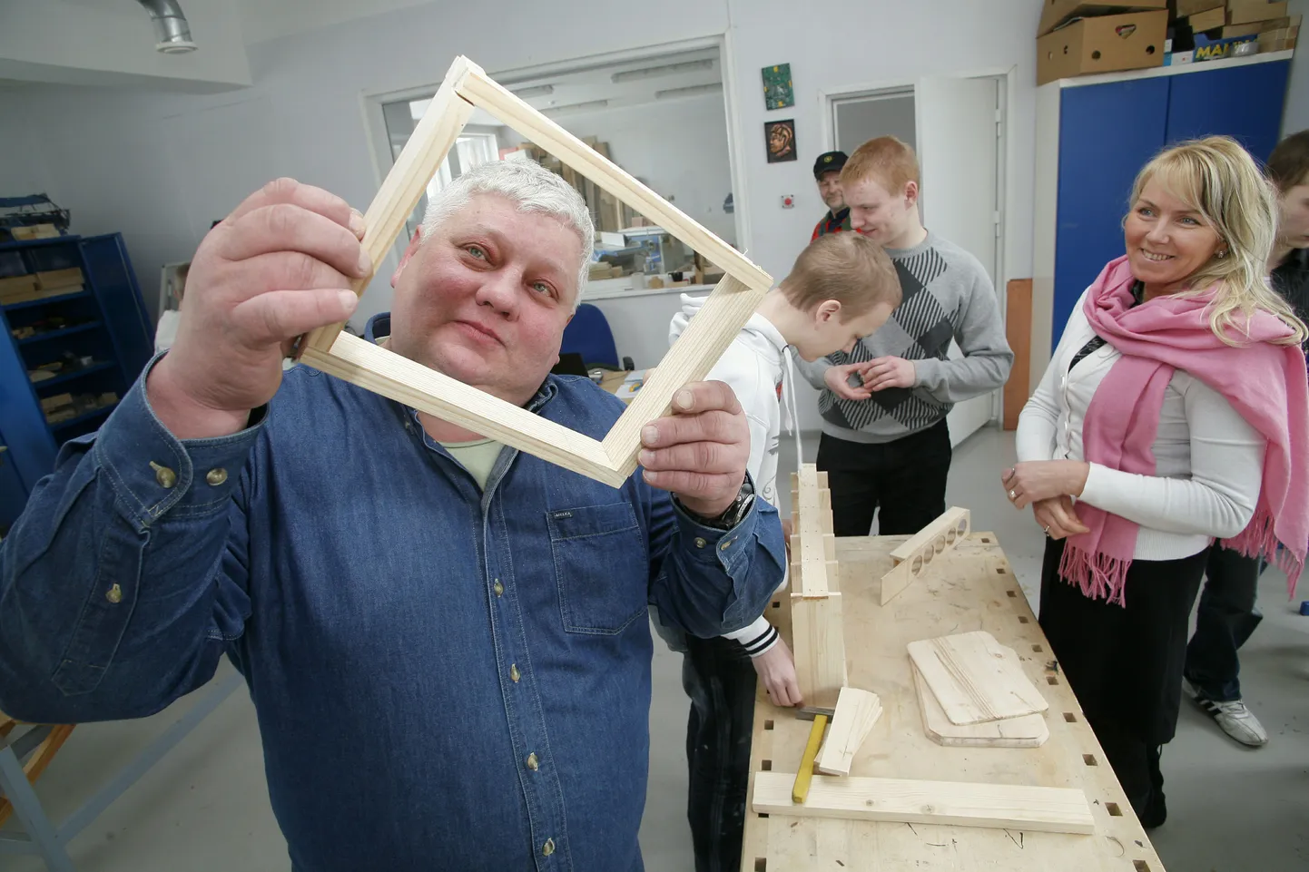 Pärnu linnavalitsus vabastab Pärnu tehnika- ja tööõpetusmaja direktori ametikohalt Tarmo Pajula.