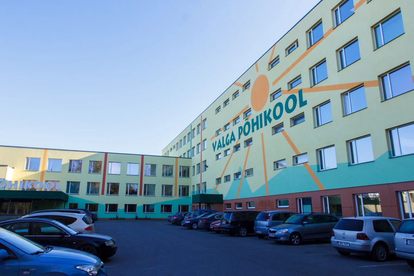 Valga põhikoolist viidi eile neli last pärast vaktsineerimist haiglasse