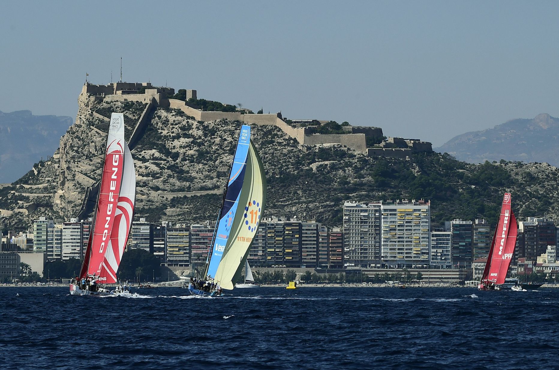 Ümbermaailmaregatt Volvo Ocean Race stardib pühapäeval Hispaanias Alicantes. Esimese etapi finiš on Lissabonis, kust suundutakse edasi Kaplinna.