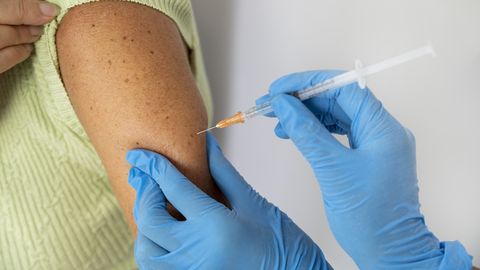 MINIVIKTORIIN ⟩ HPV-vaktsiini vajavad vaid poisid. Õige või vale?