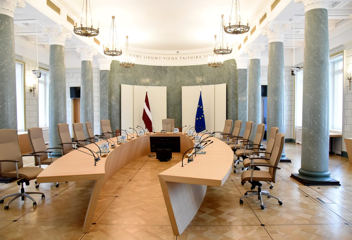 Зеленый зал Кабинета министров Латвии