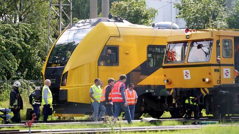 V Latviji do trčenja potniškega vlaka in drezine prišlo zaradi neupoštevanja prepovednega signala