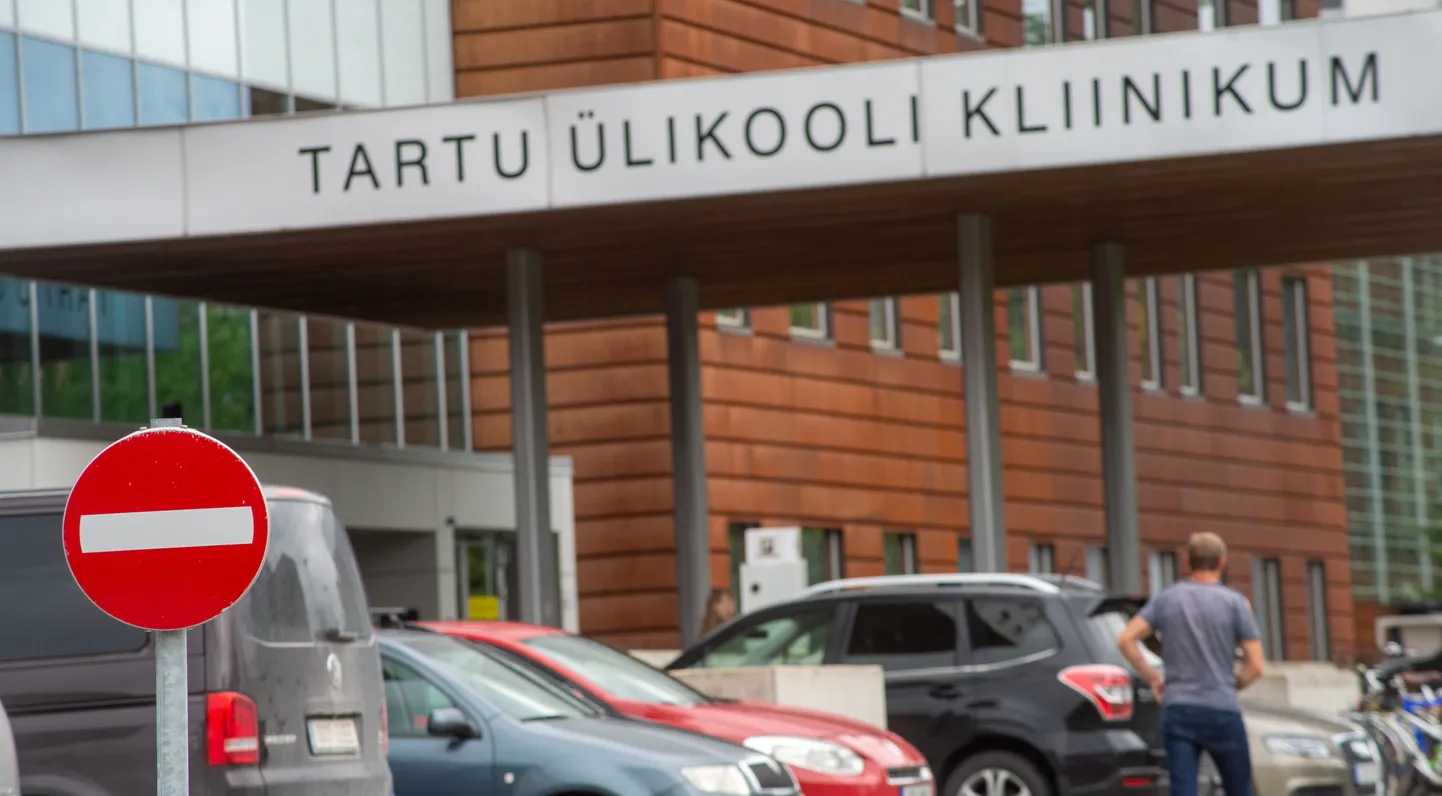 Tartu ülikooli kliinikum alustas tasulise COVID-19 testimise pakkumist ka eraisikutele ja ettevõtetele