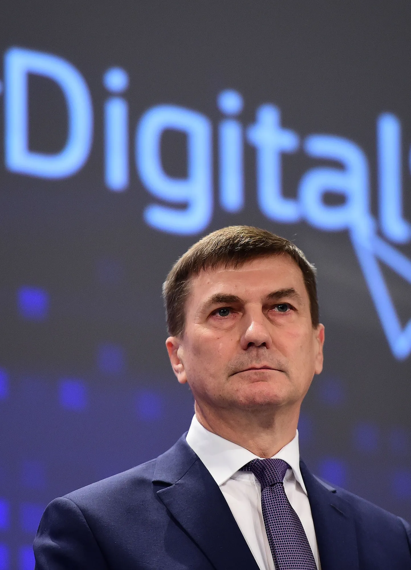 Euroopa Komisjoni digivolinik Andrus Ansipil on veel kõvasti tööd teha, et ELi riikide digiarengut kiirendada.