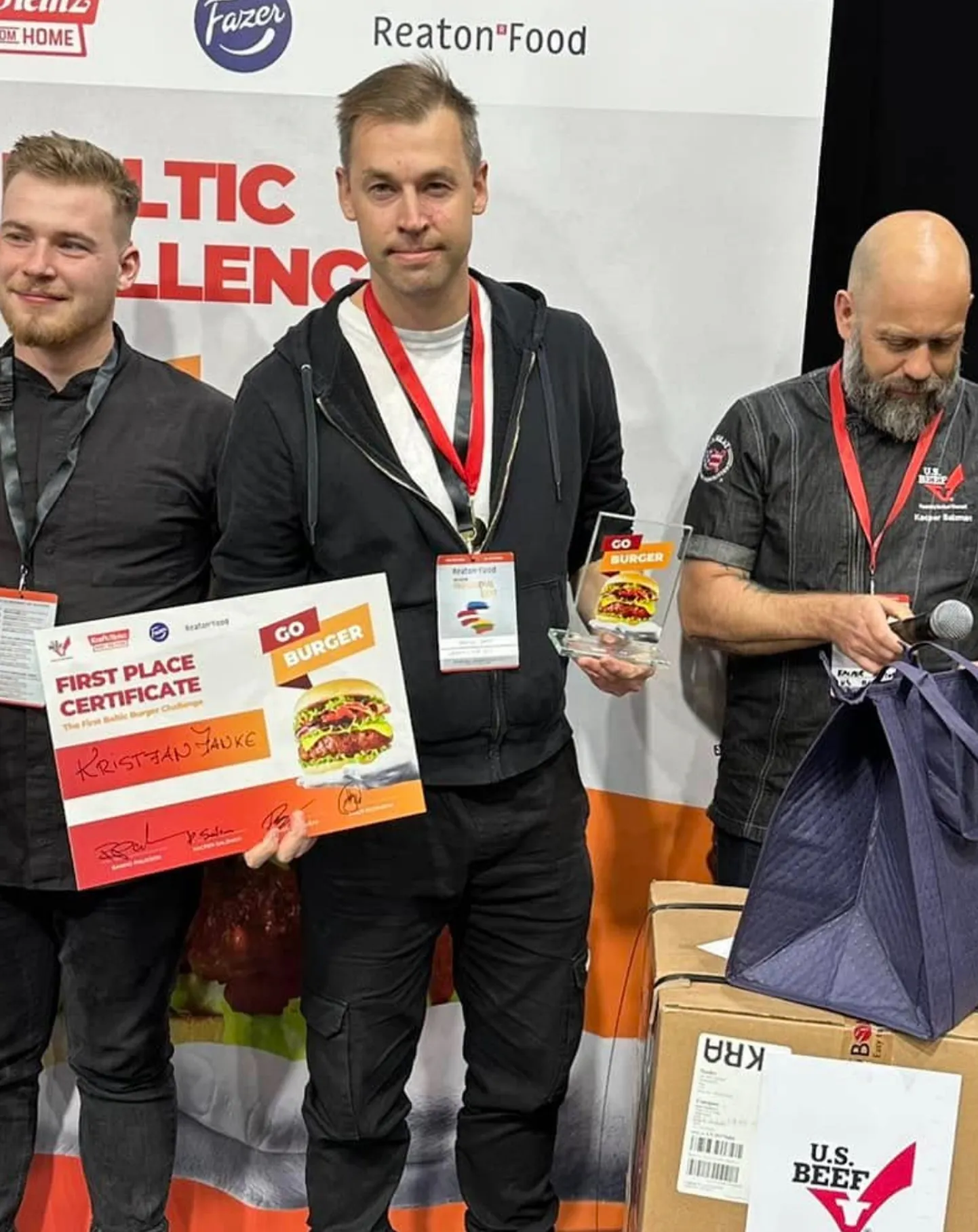 Urban Tänavatoit omanik ja burgerimeister Kristjan Janke.
