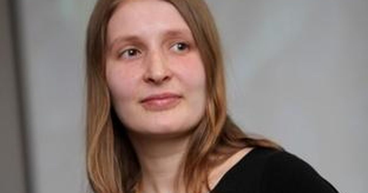 EESTI KIRJANDUSE PÄEV ⟩ Tütarlapsest sirgub naine