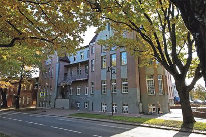 Kool kolis 1922. aastal Näituse tänavale.