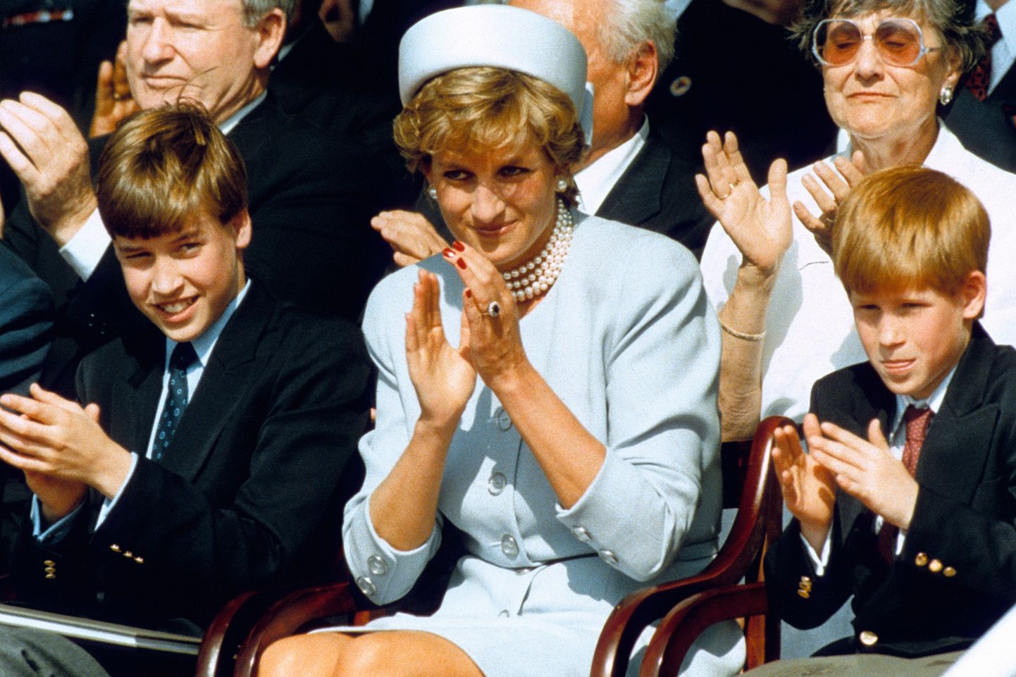 Printsess Diana oma kahe pojaga