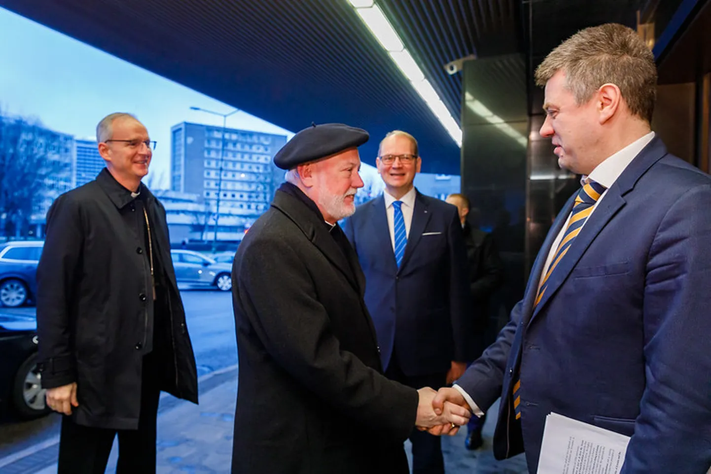 Urmas Reinsalu kohtus peapiiskop Gallagheriga.