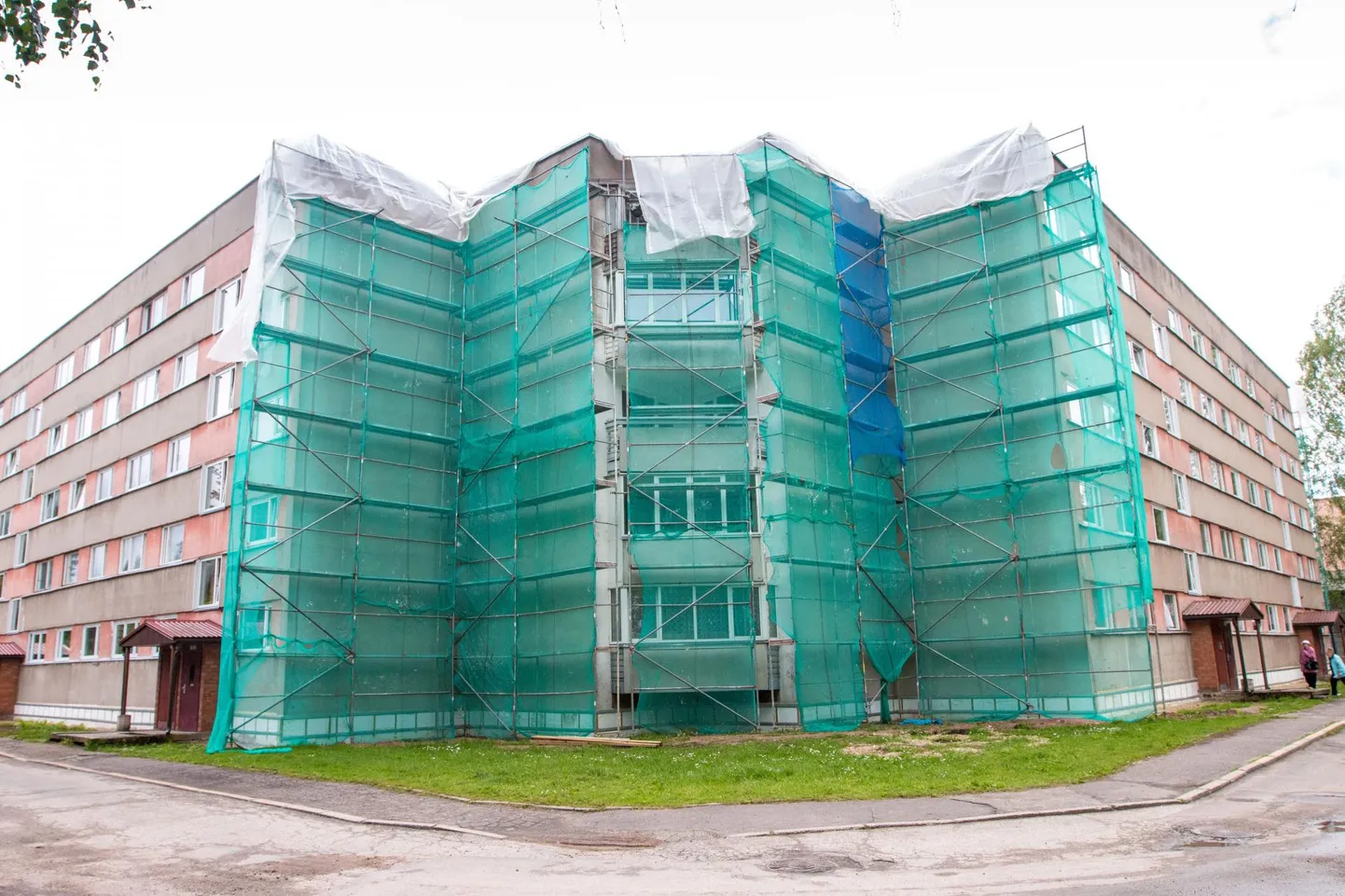 Valga korteriühistu renoveerimistööd.