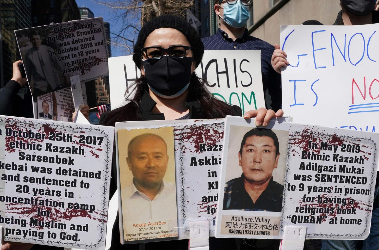 Esmaspäeval New Yorgis tänavale tulnud meeleavaldajad, kes kutsusid president Joe Bidenit avaldama Hiinale uiguuride halva kohtlemise pärast jõulisemat survet.