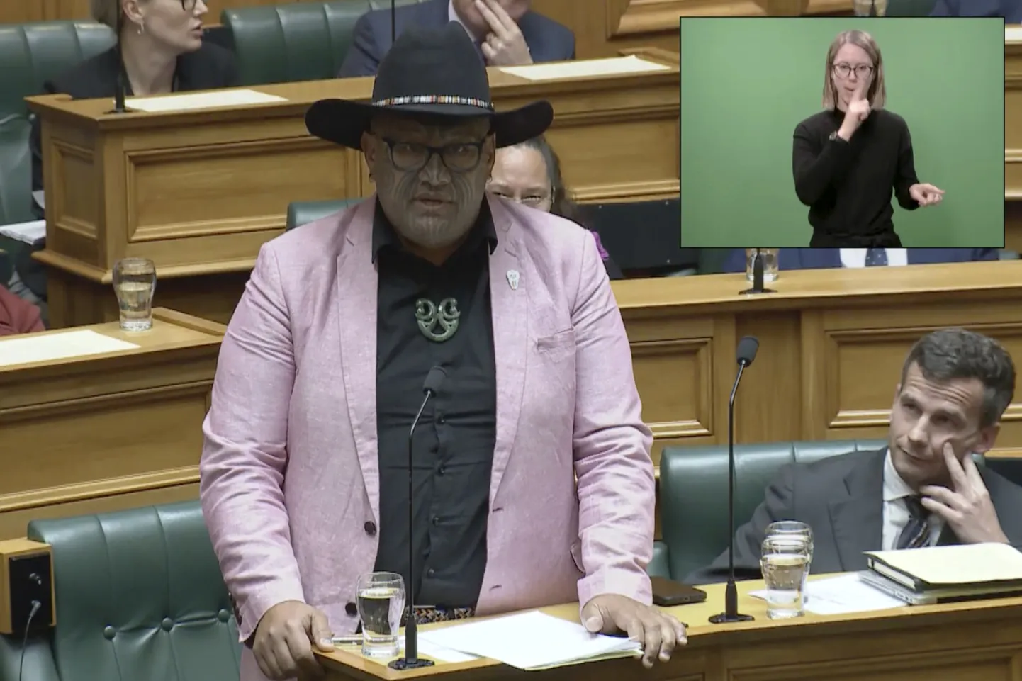 Maoori Partei kaasesimees Rawiri Waititi kõneleb eile Uus-Meremaa parlamendis.