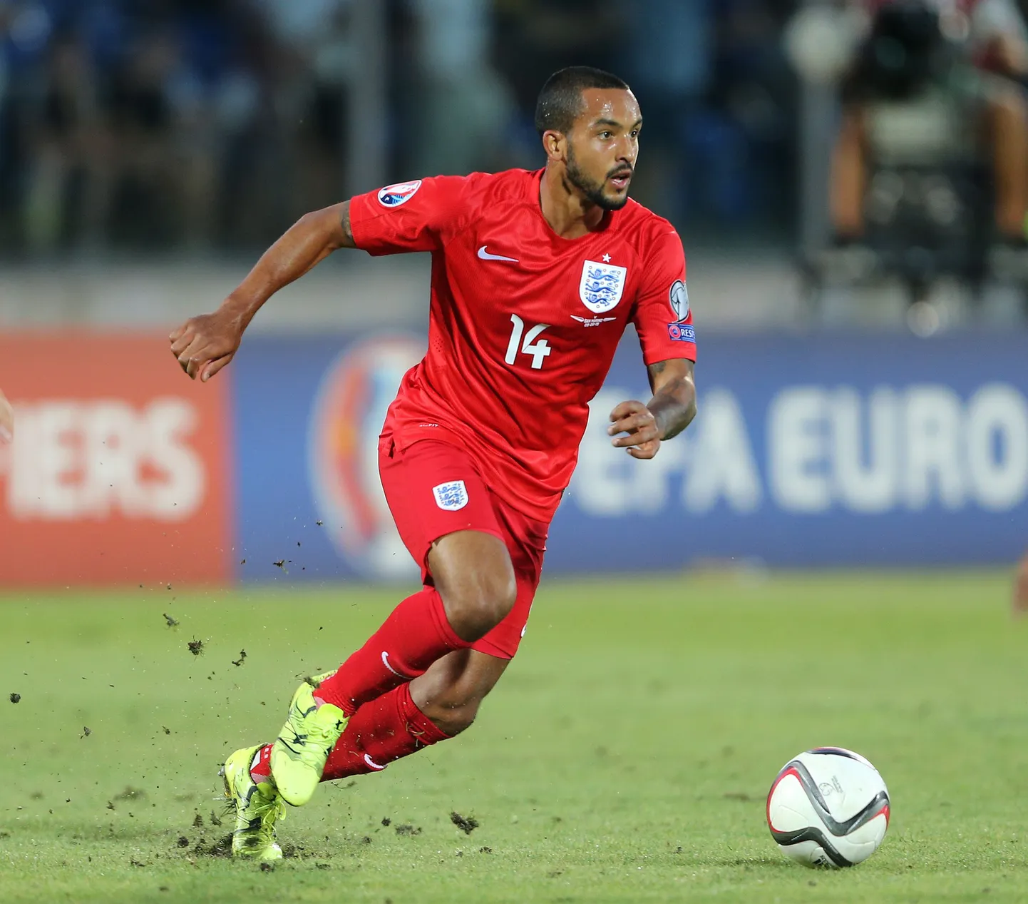 Theo Walcott Inglismaa koondise särgis.