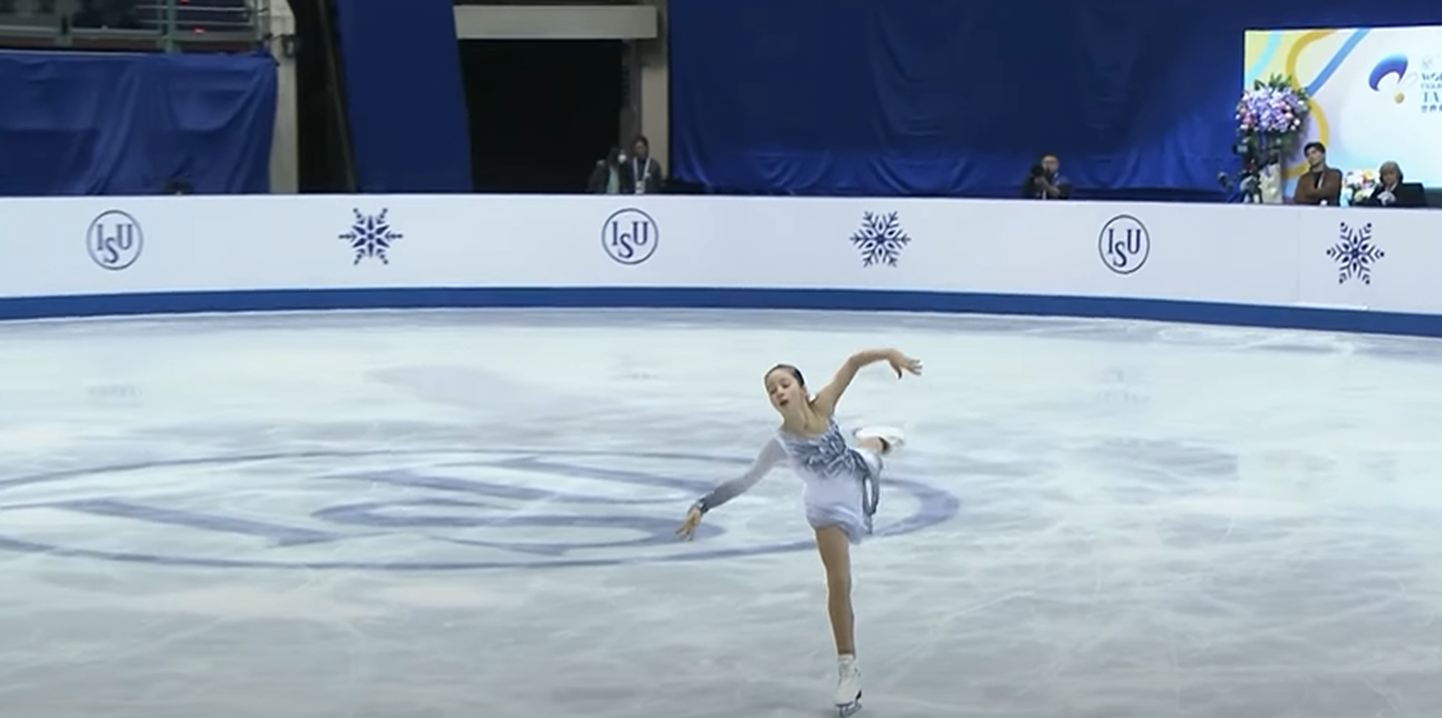 Элина Гойдина на юниорском чемпионате мира.