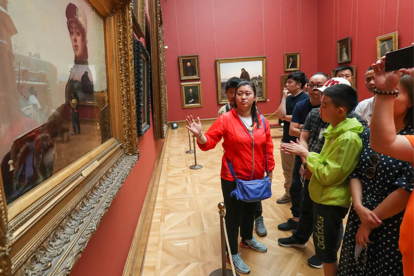 Giidituur Tretjakovi galeriis Moskvas.