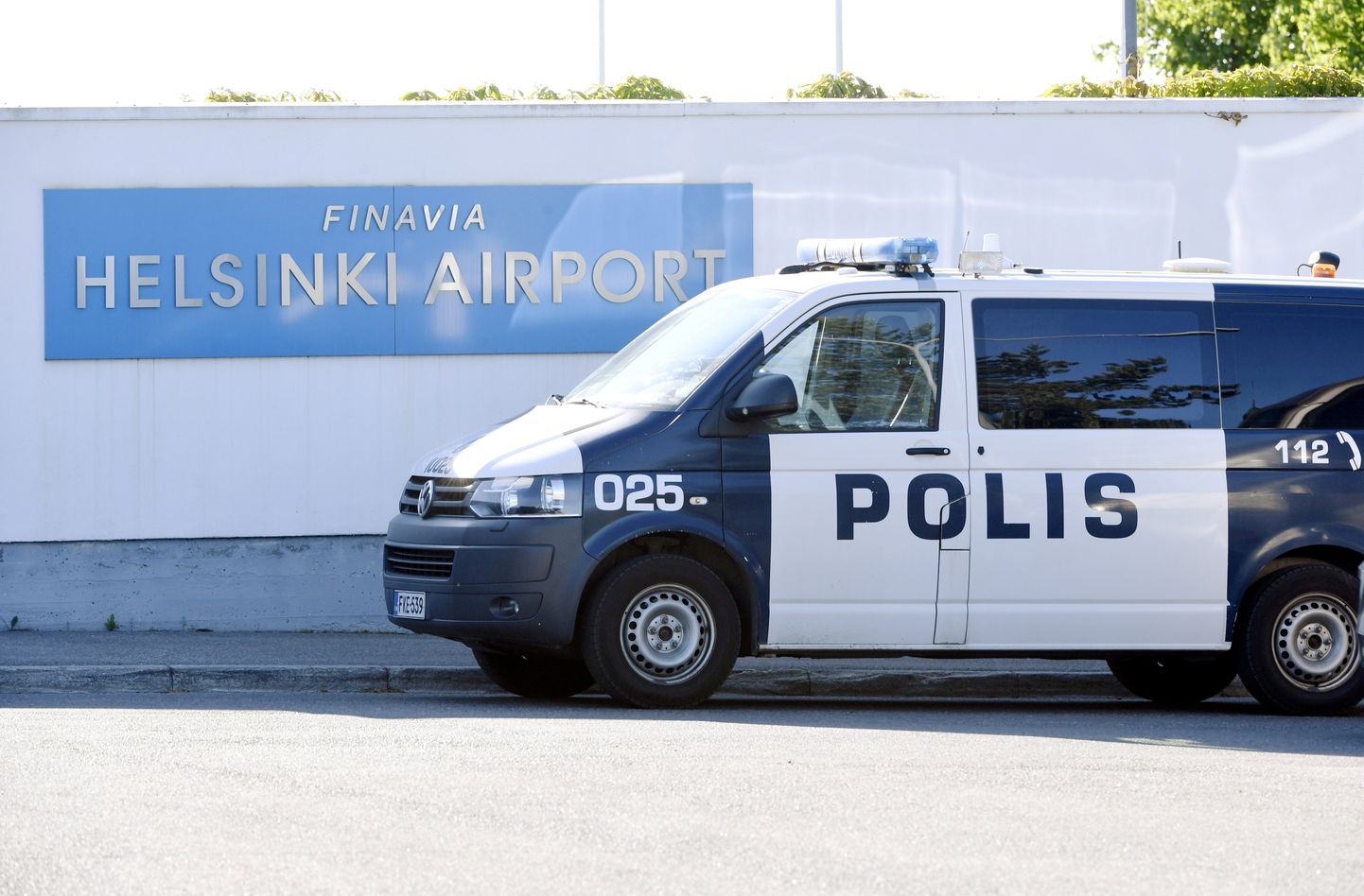 A police vehicle is parked in front of the Helsinki-Vantaa Airport's Business Flights Terminal, as Finland hosts a meeting of top officials from the U.S. and Russian armed forces, in Helsinki, Finland June 8, 2018.     Lehtikuva /Heikki Saukkomaa/via REUTERS. ATTENTION EDITORS - THIS IMAGE HAS BEEN SUPPLIED BY A THIRD PARTY. FINLAND OUT.
