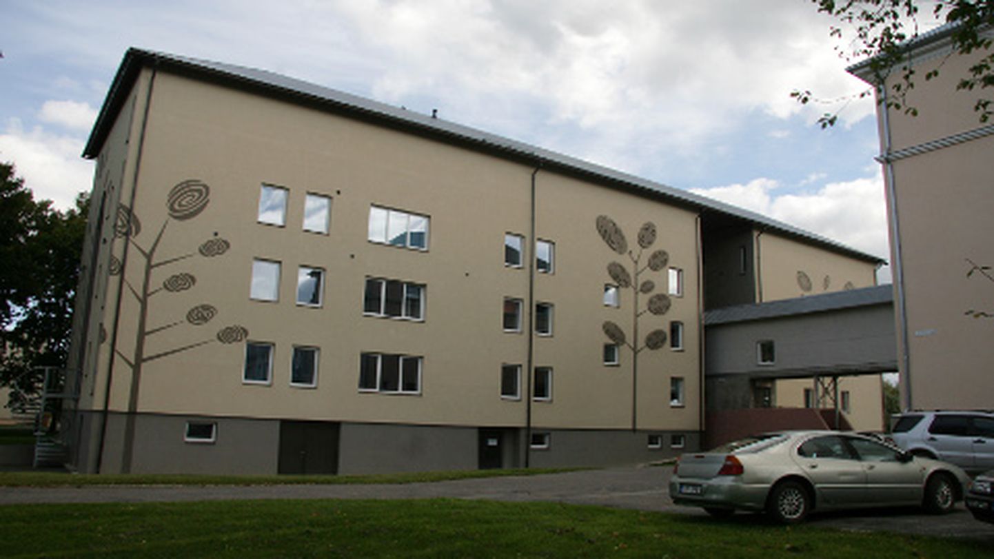 Rahastajate heakskiidu saanud OÜ Corrigo tervisekeskus on kavandatud Jaama tänava kolmekorruselisse hoonesse, kunagise lastehaigla kõrvale.
