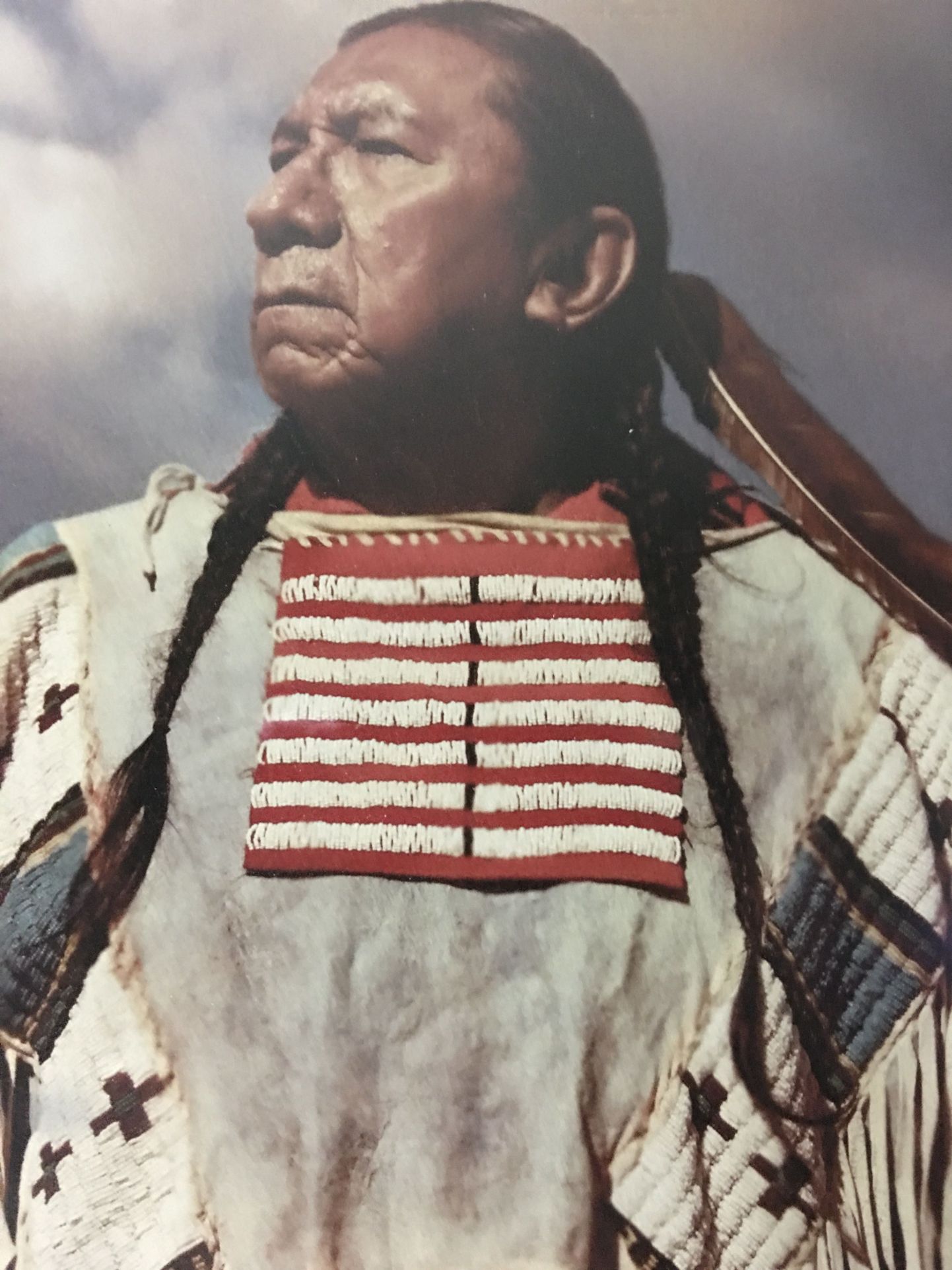 Ernie LaPointe, kes on 19. sajandi kuulsa indiaanipealiku Istuva Sõnni lapselapselaps